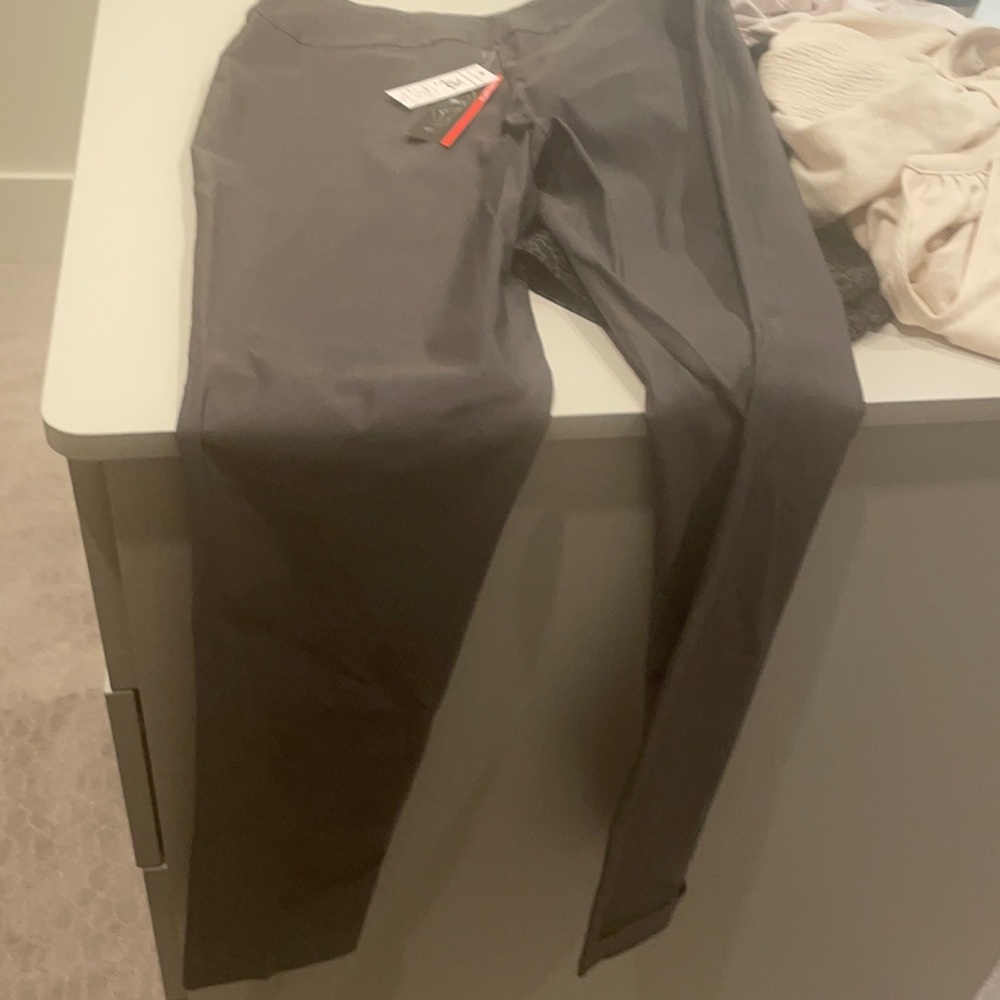 Tribal gray pant, flattening, Size 8 NWT